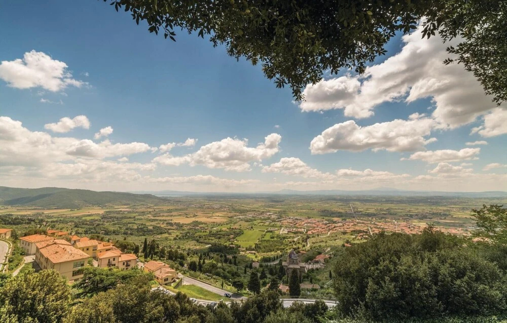 Nice Apartment in Cortona AR With 1 Bedrooms, Wifi and Outdoor Swimming Pool