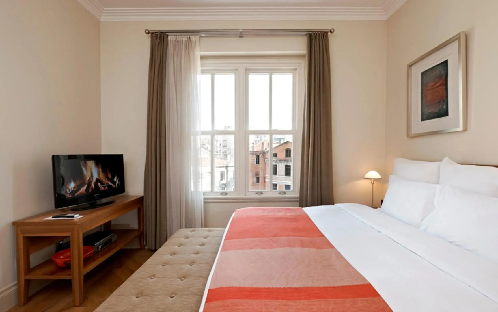 Tomtom Suites - Special Class