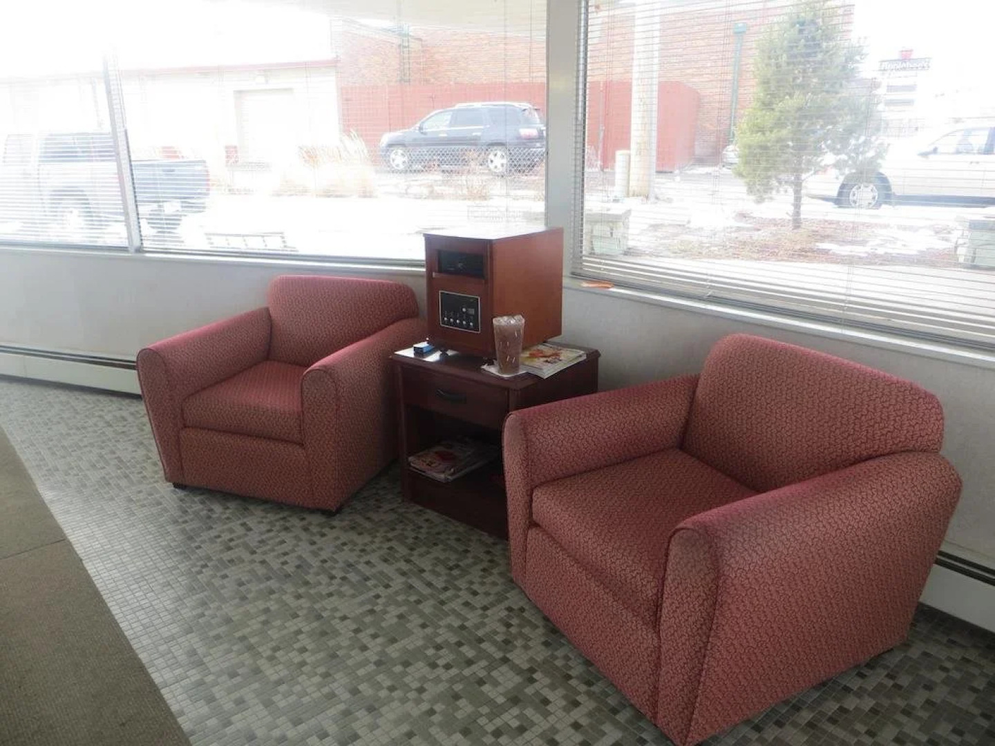 Lamplighter American Inn