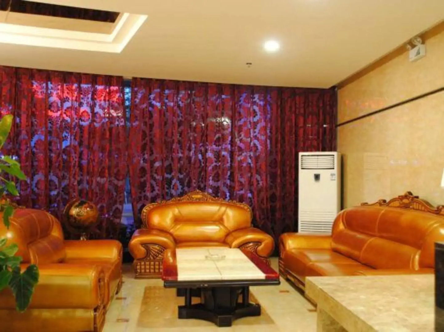 Wanyuan Hotel