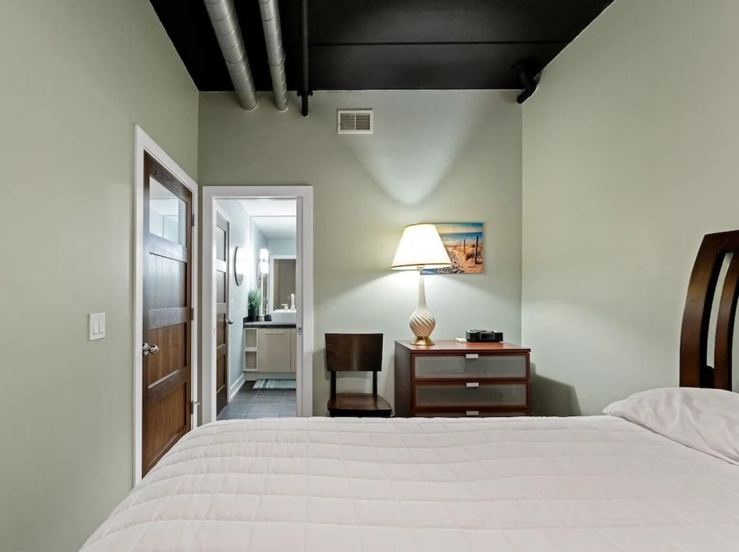 Luxurious 2BDR Loft-Condo Grand Haven 12