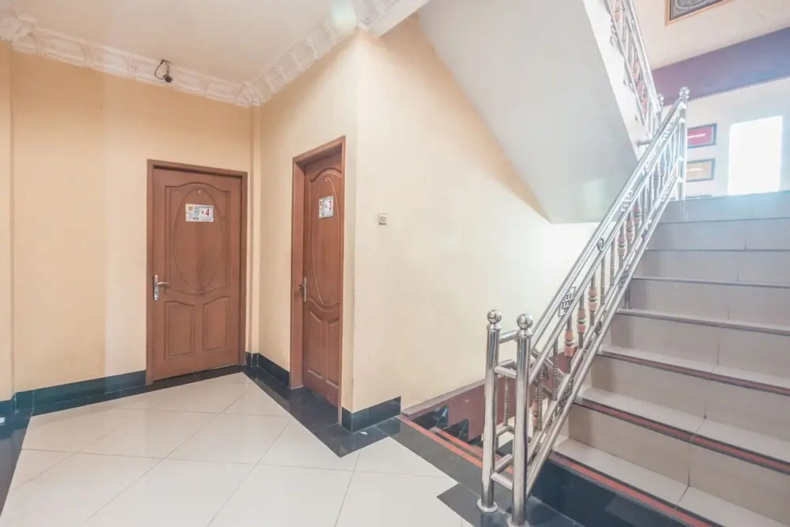 Fallinda Hotel by OYO Rooms