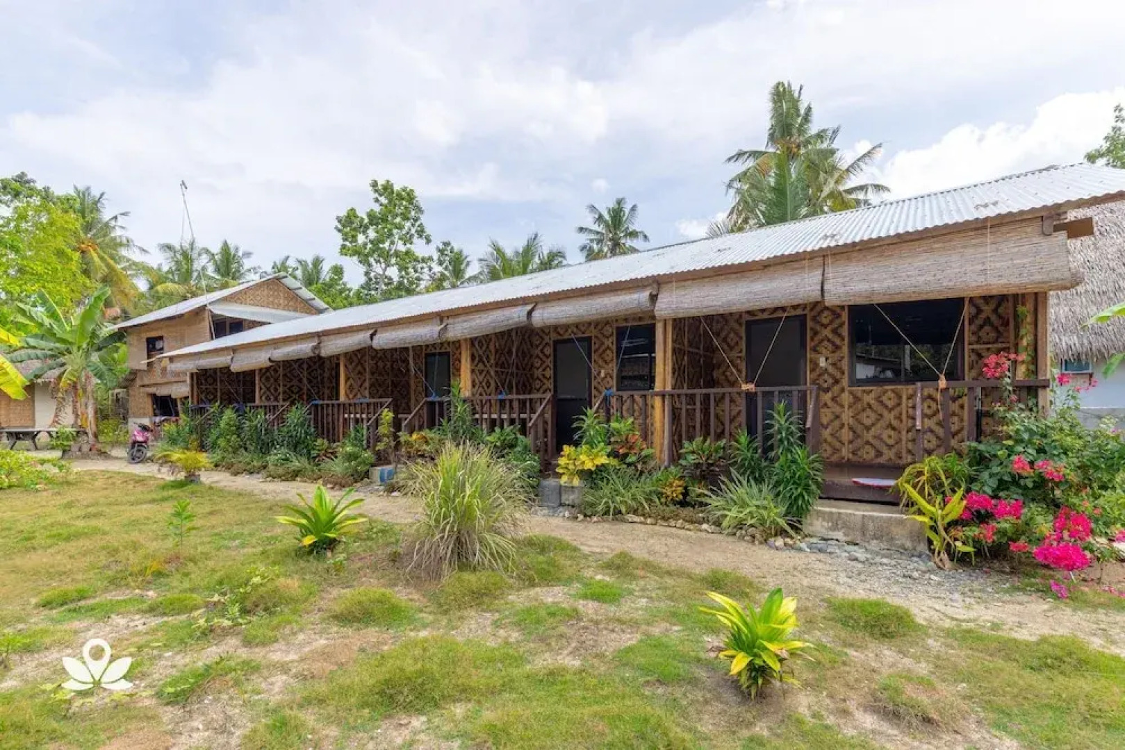 ZEN Rooms Basic Station One Siargao