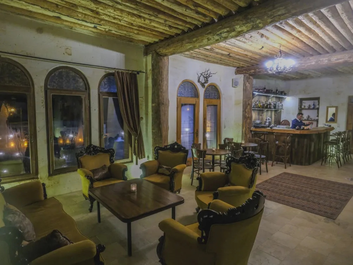 Kalsedon Cave Suites