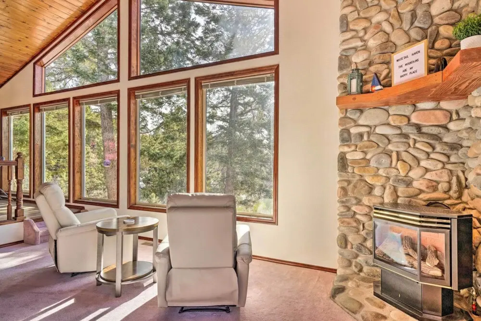 Woodland Park Hideaway w/ Mtn Views & Hot Tub