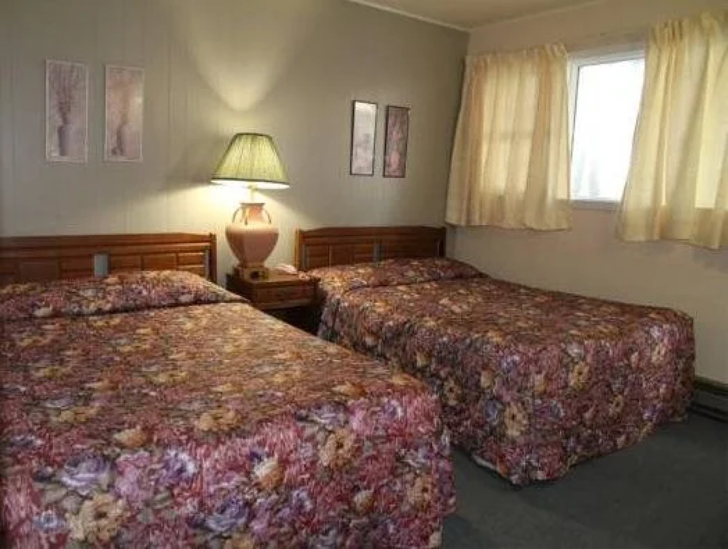 Motel au Bord du Lac