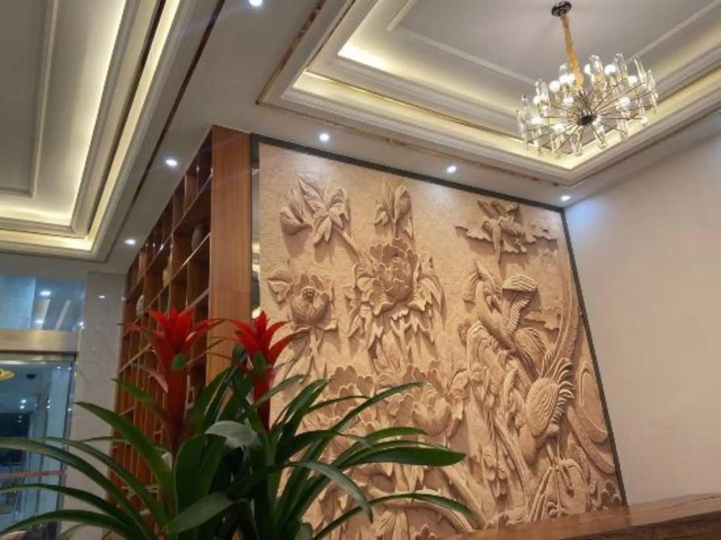 Longcheng Business Hotel