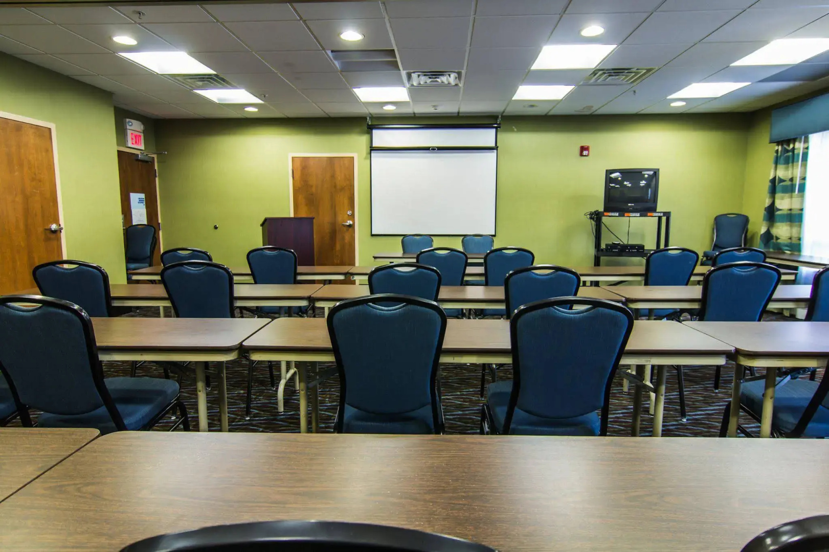 Holiday Inn Express Hotel & Suites Winchester by IHG