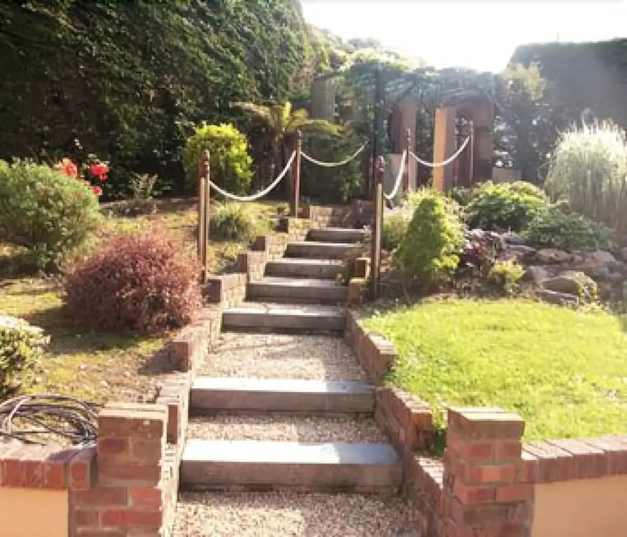 Shores Country House Bed & Breakfast