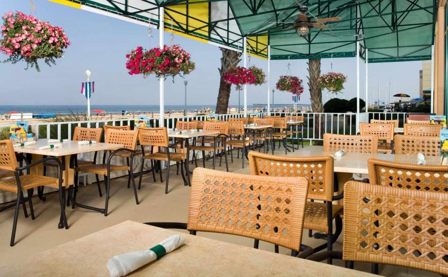 Holiday Inn Va Beach-Oceanside (21st St) by IHG