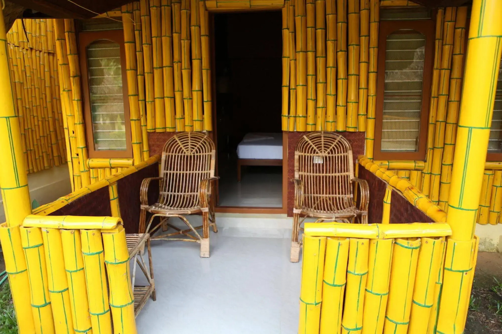 Savithri Inn Bamboo Cottages & Resorts