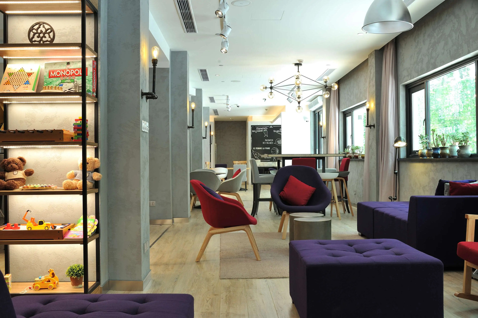 Отель Campanile Shanghai Natural History Museum