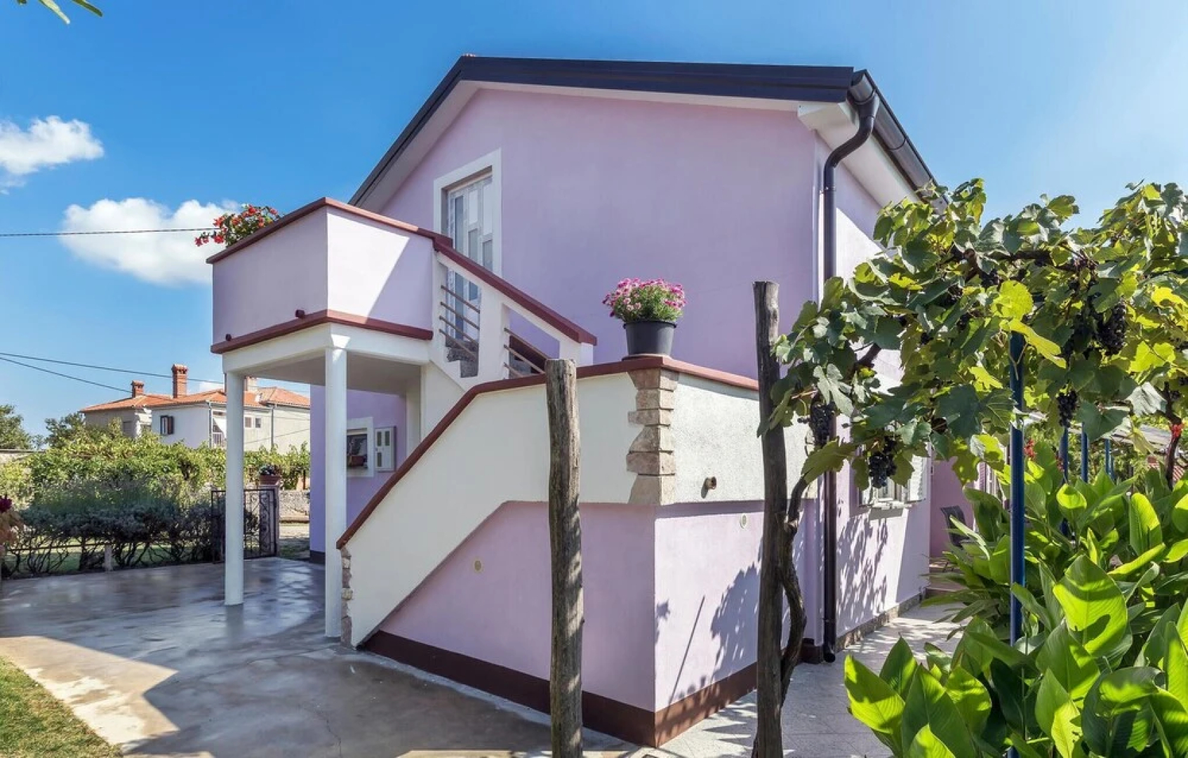 Amazing Home in Vinez With Wifi and 3 Bedrooms