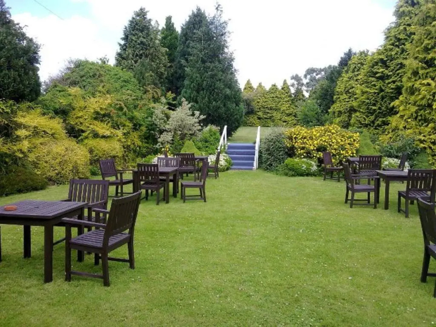 Cross Hands Hotel Old Sodbury by Greene King Inns
