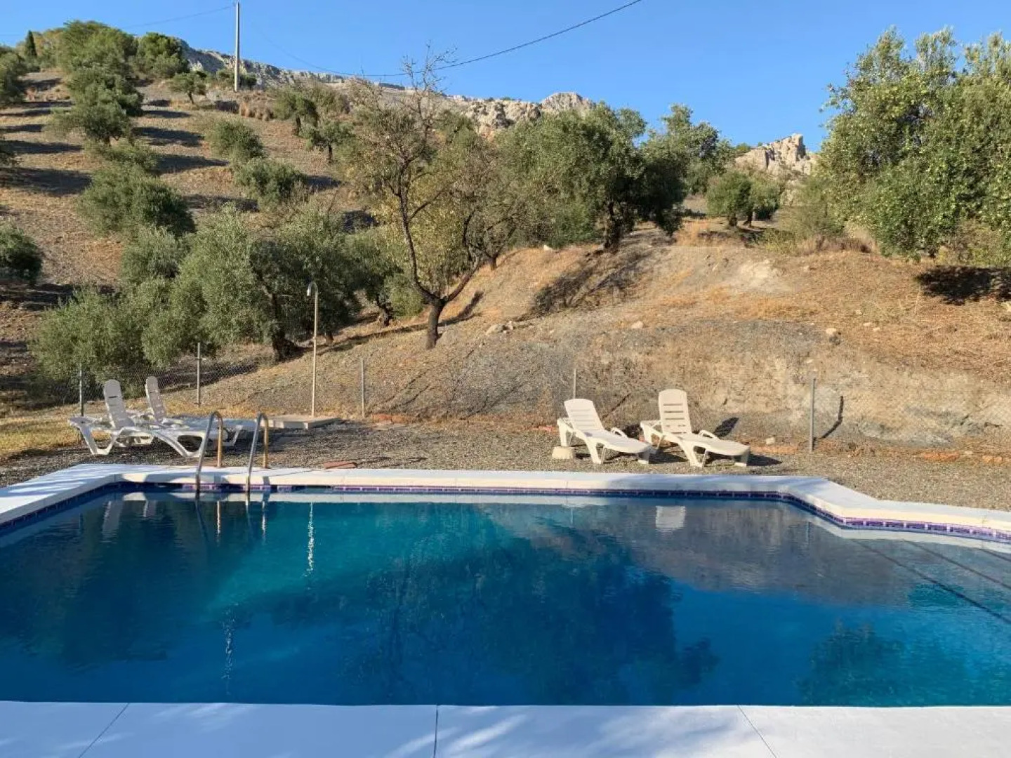 La Casilla- La Almona Chica