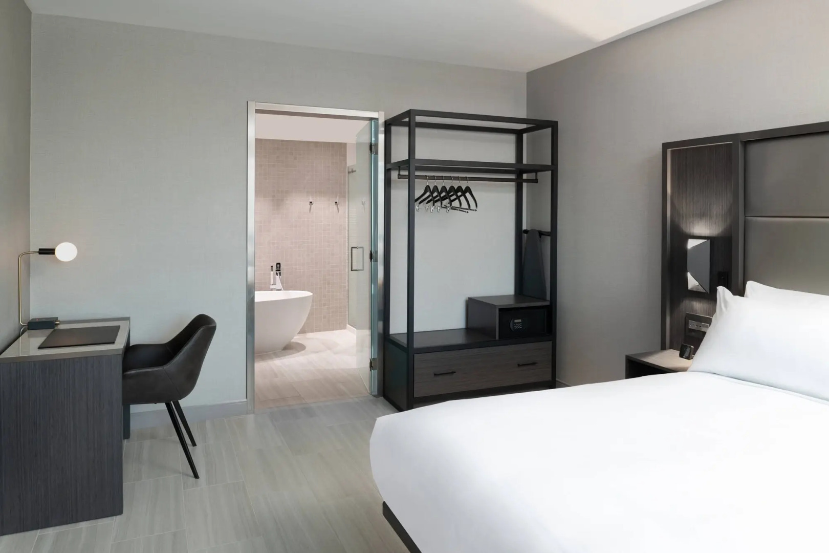 AC Hotel by Marriott Portsmouth