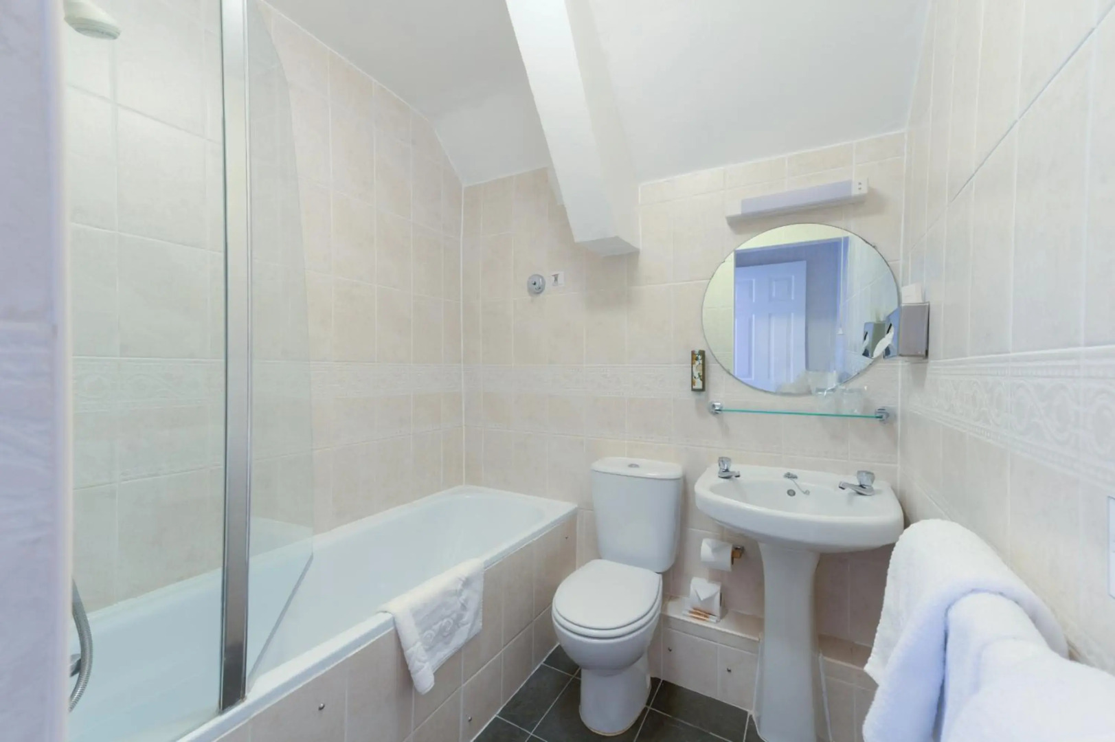 Appleby Manor Hotel & Garden Spa