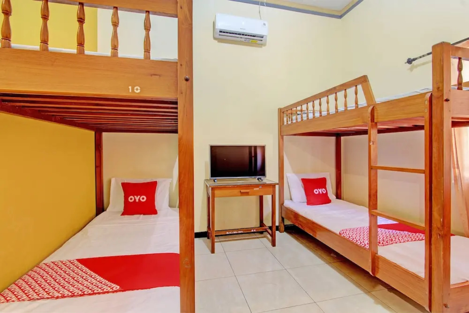 Hotel O Mtc Bunk Bed