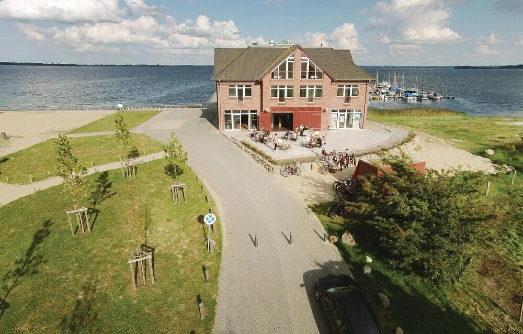 Beautiful Home in Hohen Wieschendorf With 2 Bedrooms