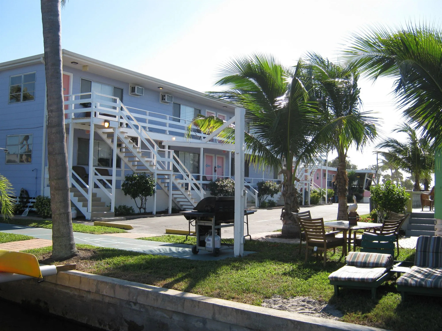 The Holiday Court Villas and Suites