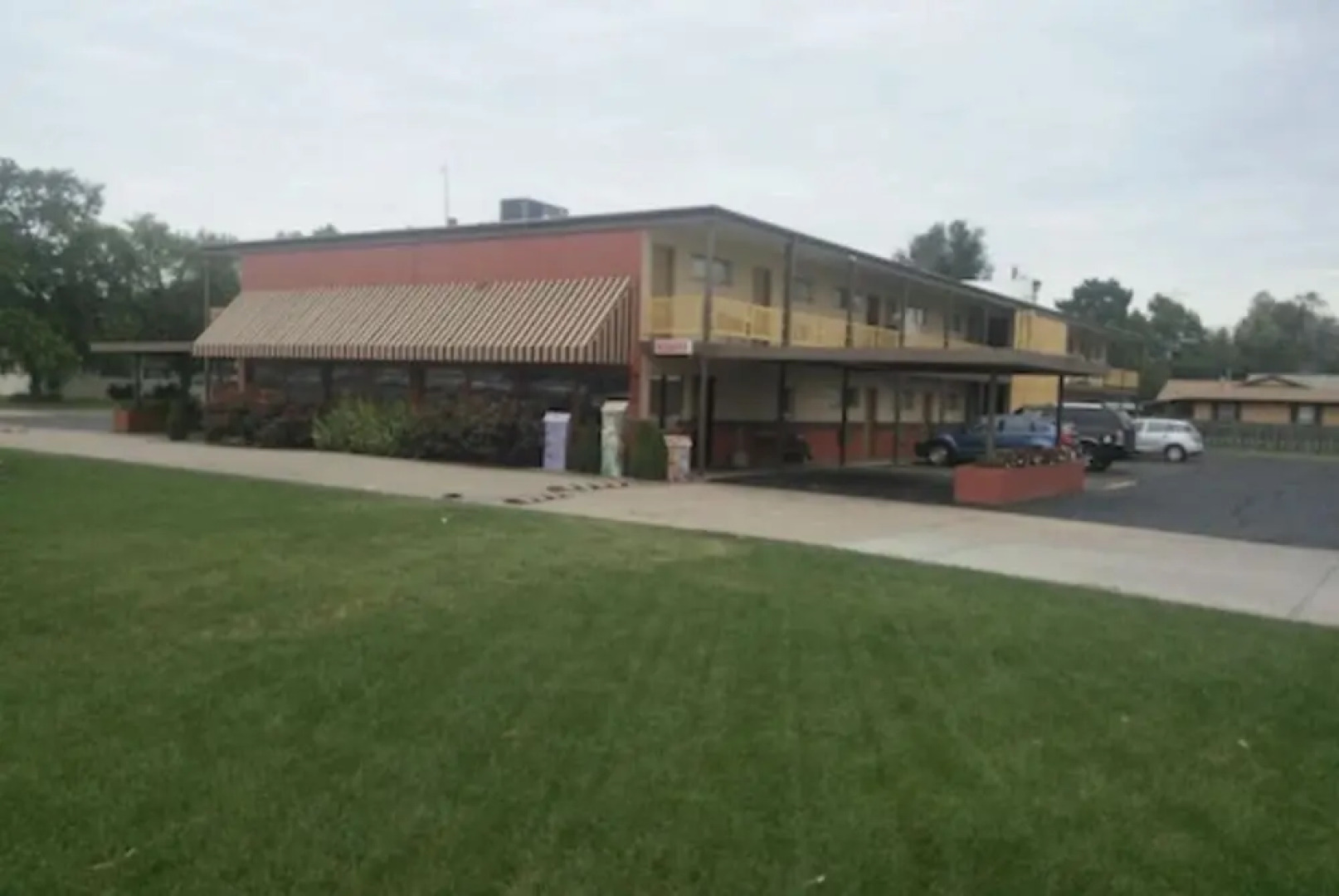 Big Bend Traveler's Inn