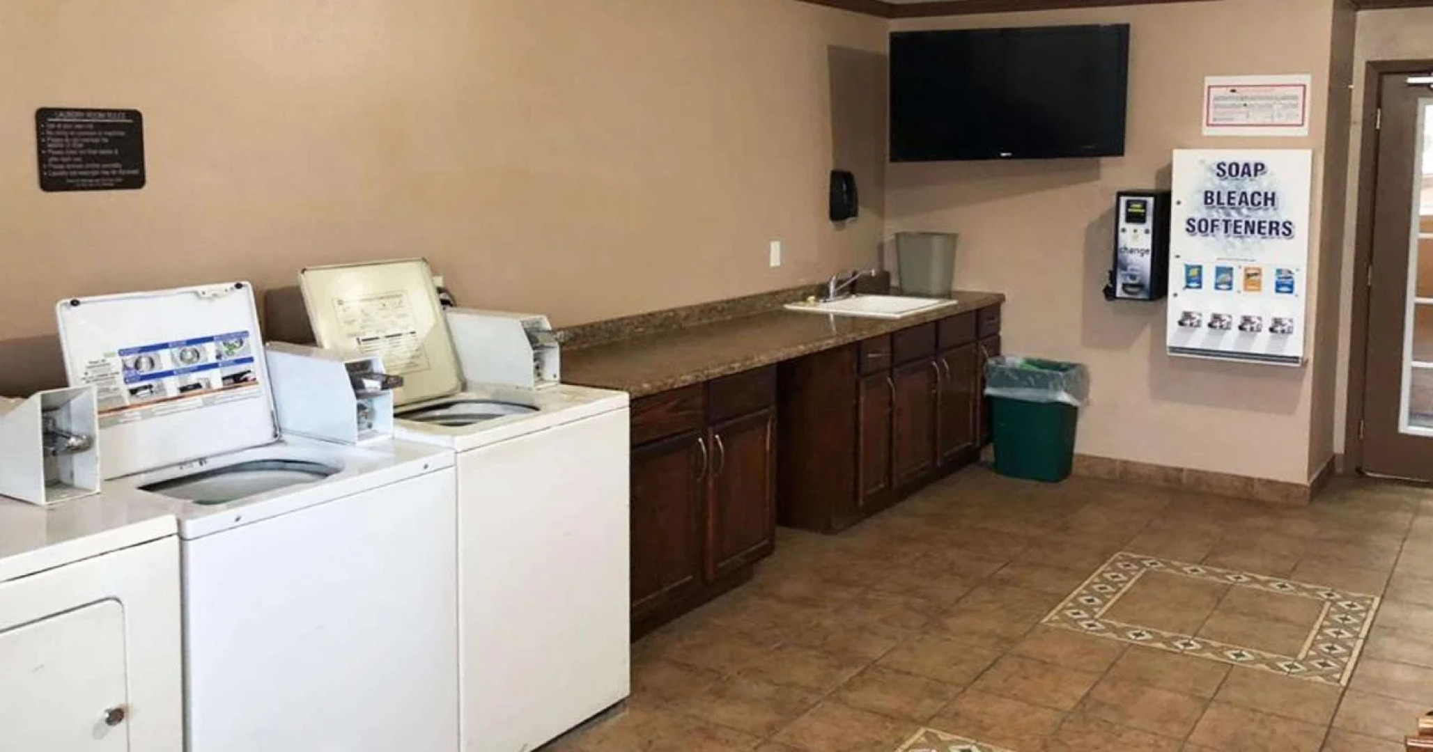 Amber Inn Motel Le Mars