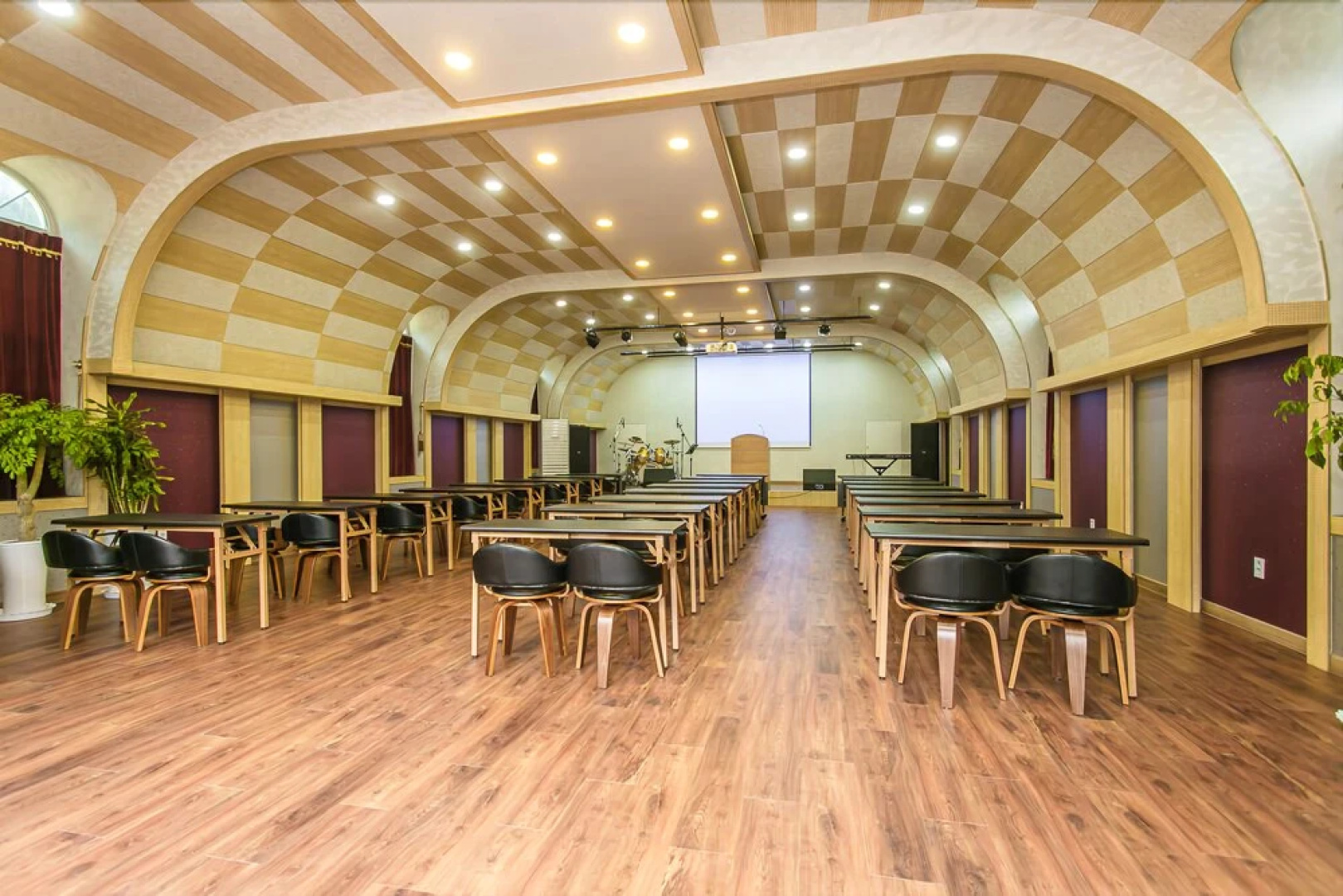 Geumsan Forest White Castle Pension