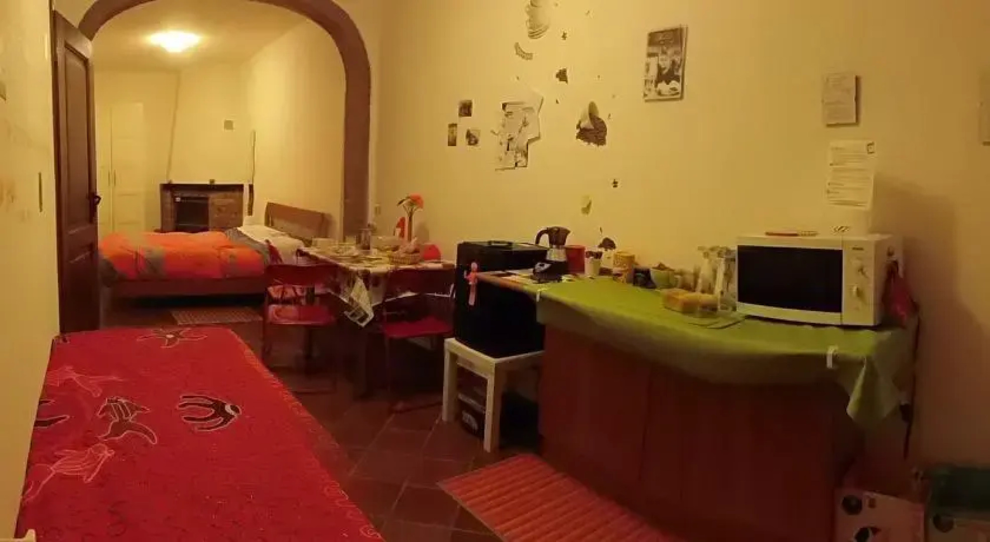 B&B La Donna Con La Valigia