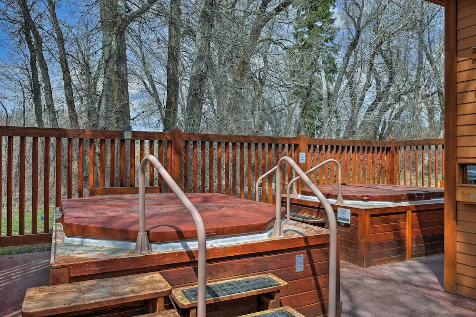 Cozy Driggs Condo w/ Hot Tub & Ski Shuttle Service