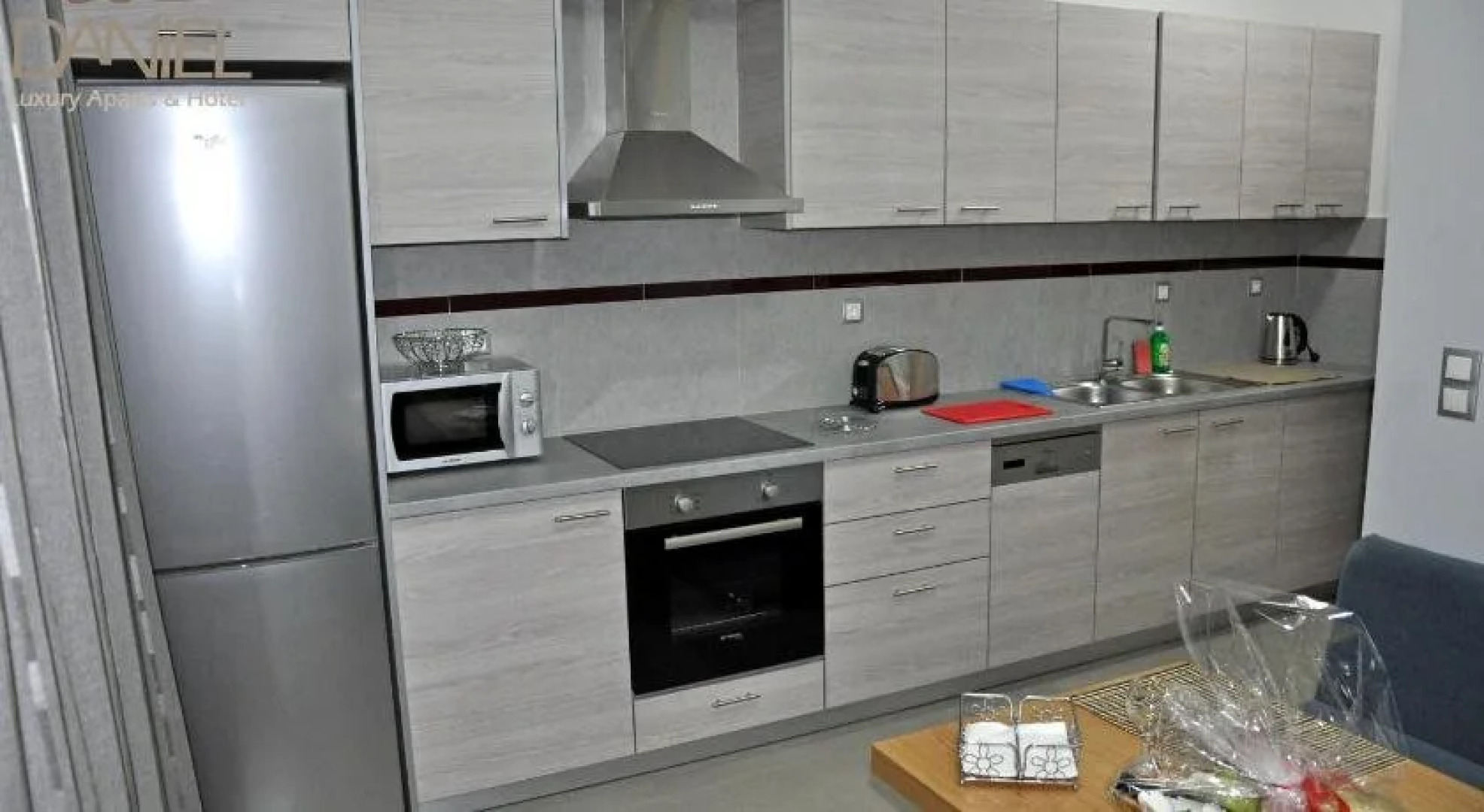 Daniel Apartments & Suites