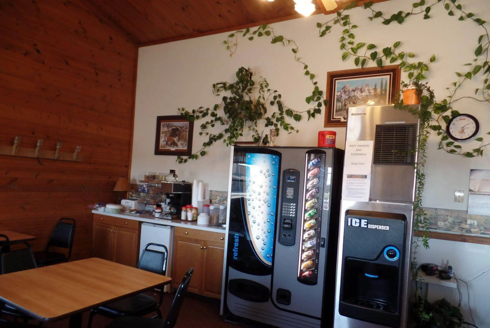 Dakota Country Inn & Suites