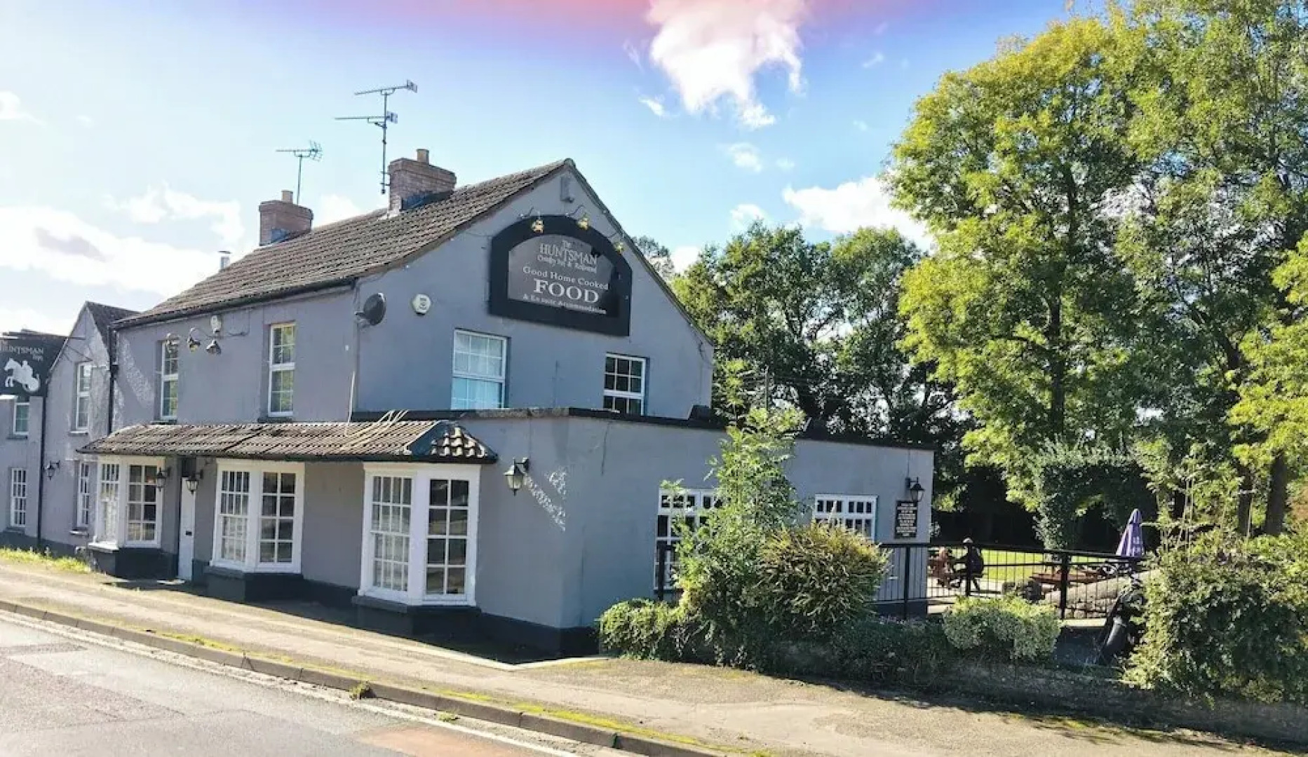 Rooms at the Huntsman Inn