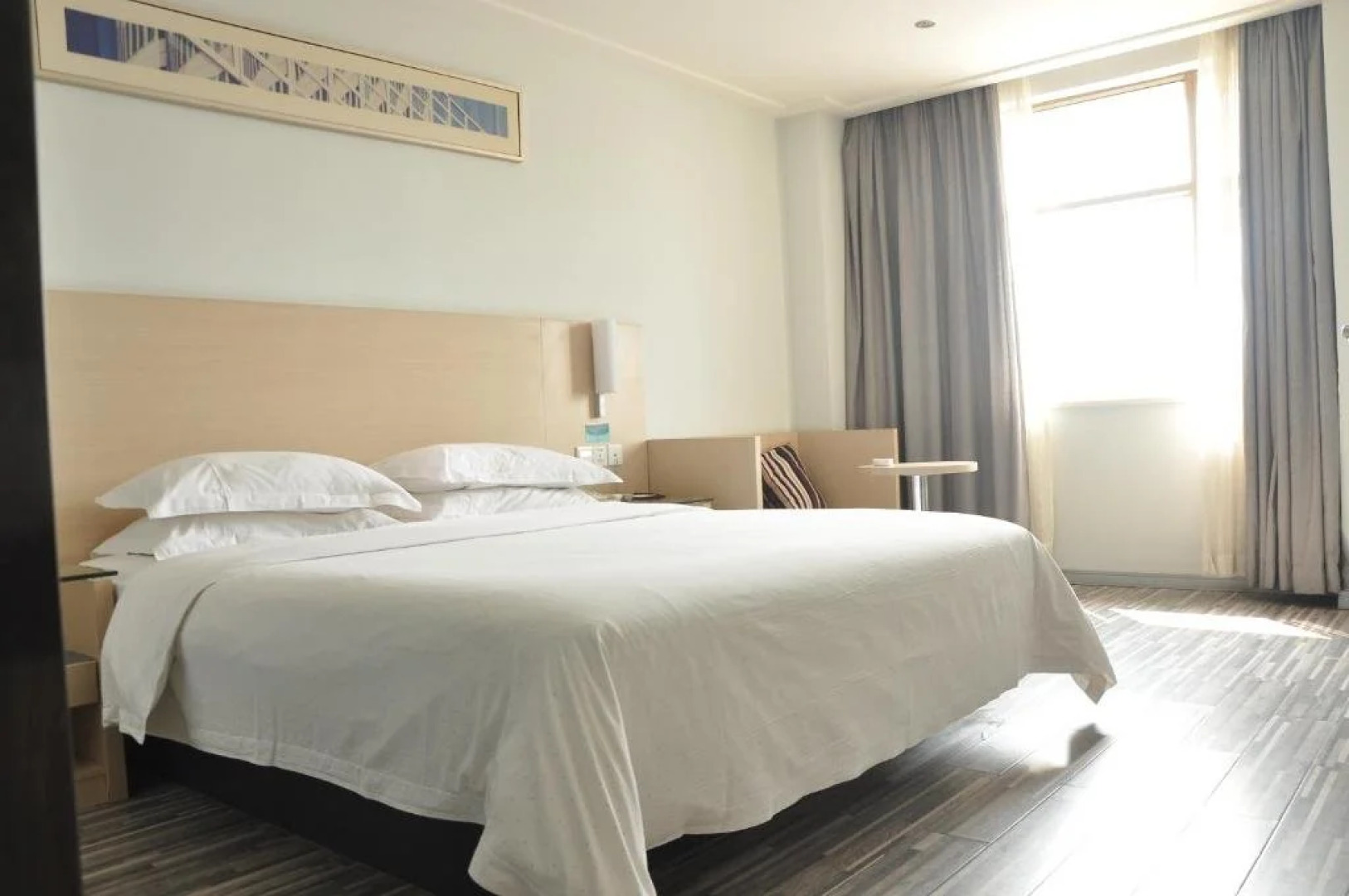 City Comfort Inn Wuhan Caidian Square