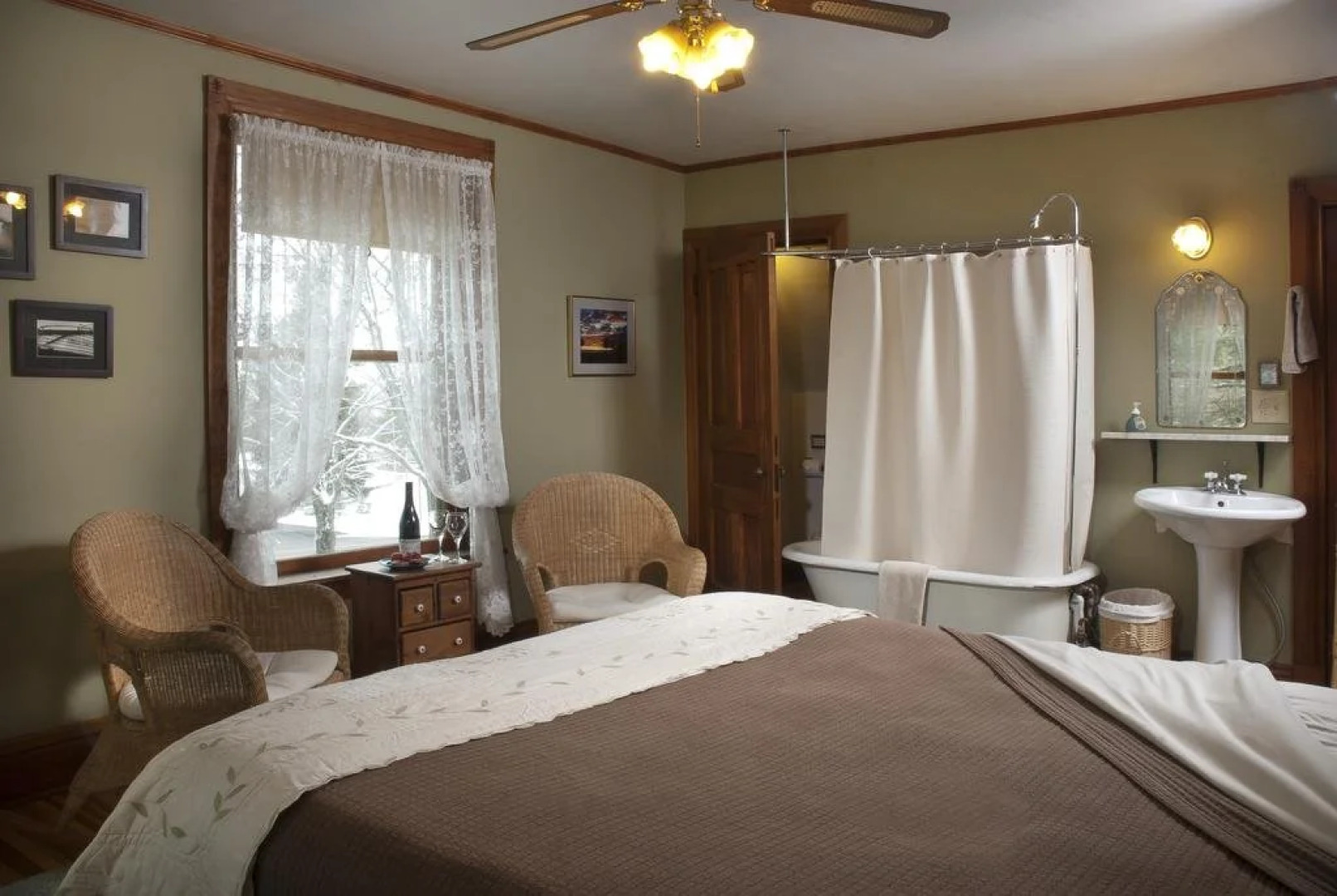 Pinehurst Inn Bed & Breakfast