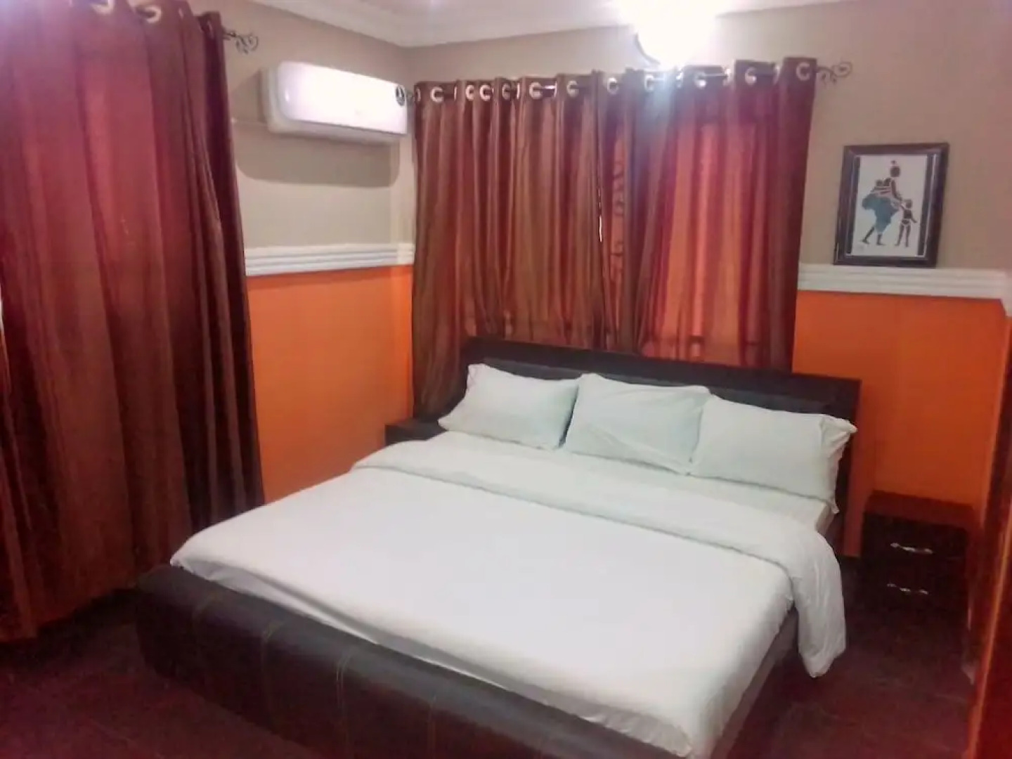 House Eleven Hotels and Apartments