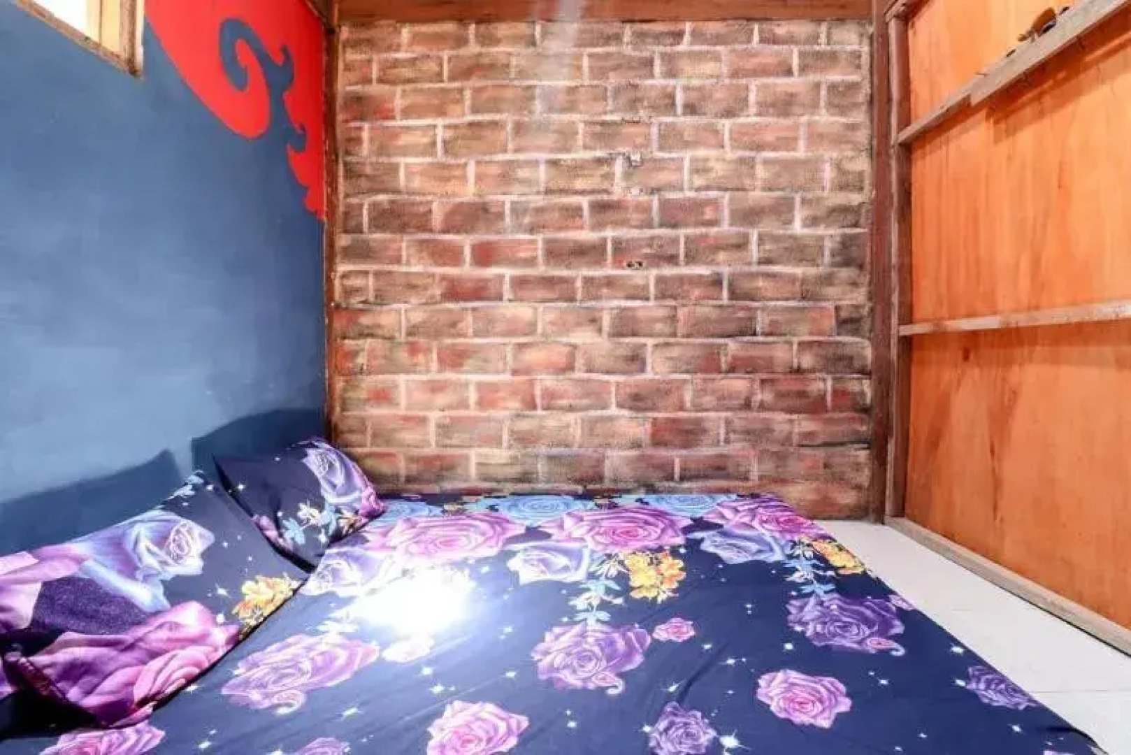 Segajih Central Stay and Education by ZUZU