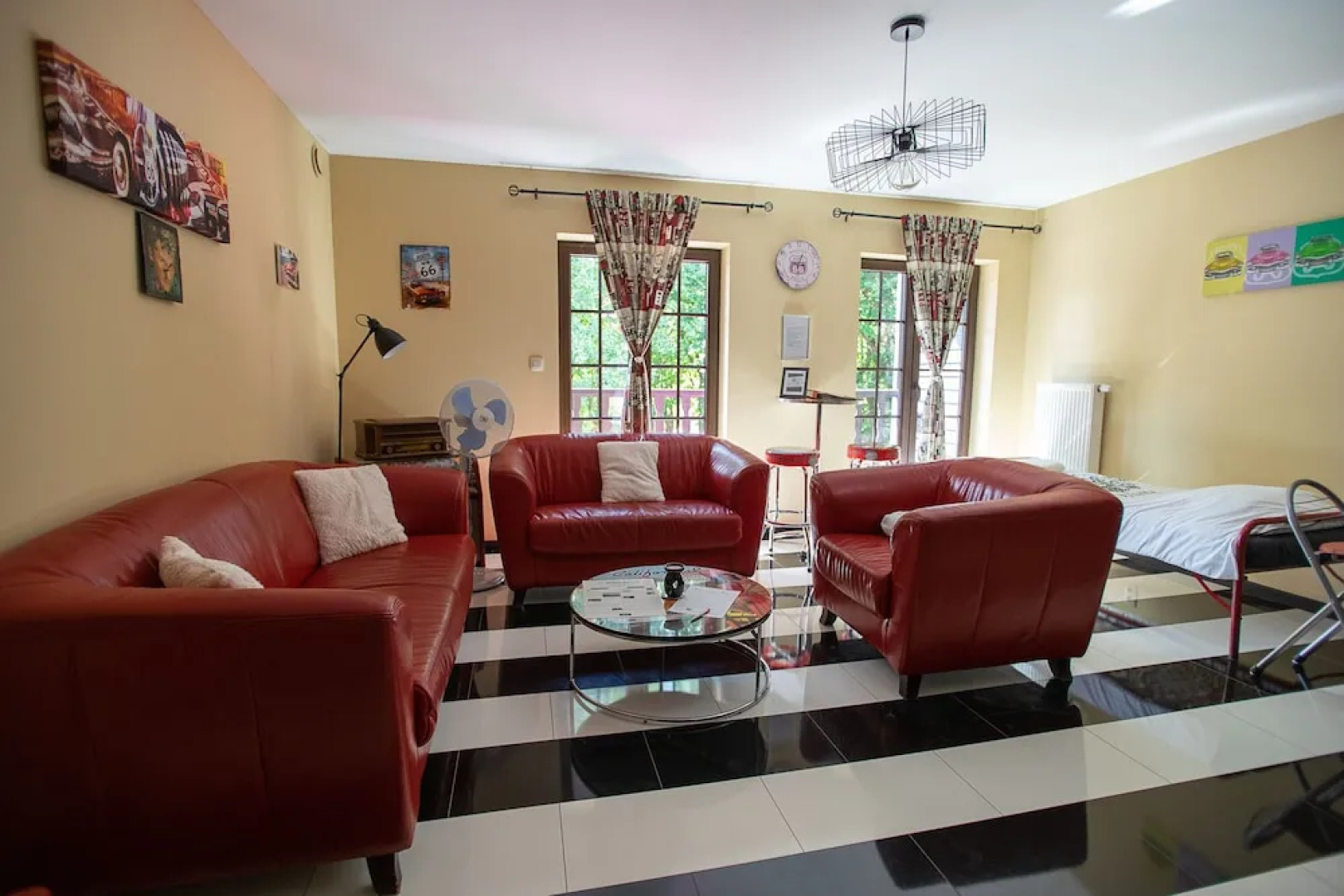 Guest House Western City