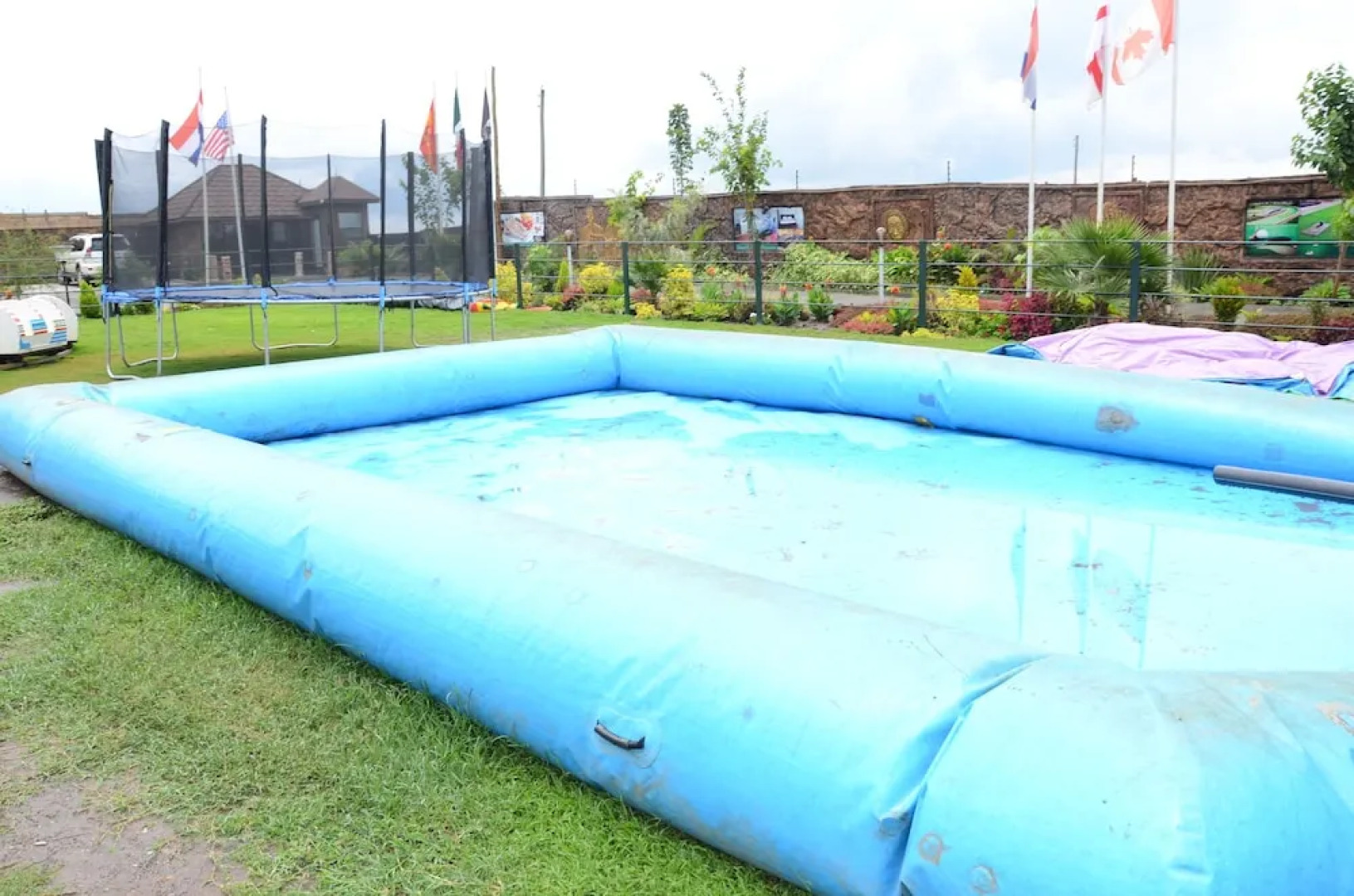 Galaxy Resort and Lounge