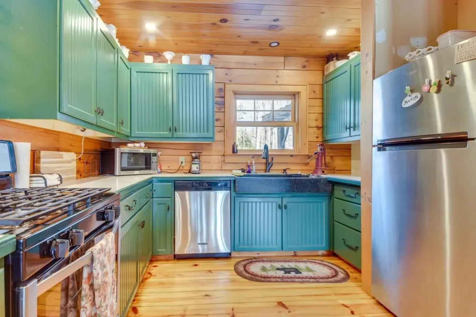 Private Bethel Cabin w/ Covered Deck: 5 Mi to Town