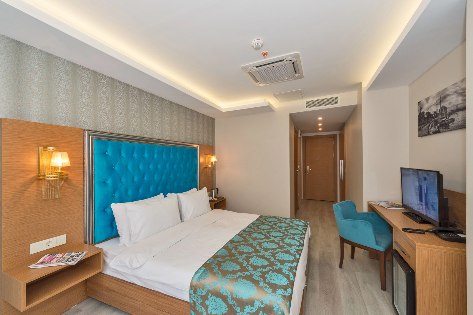 Grand Palace Hotel