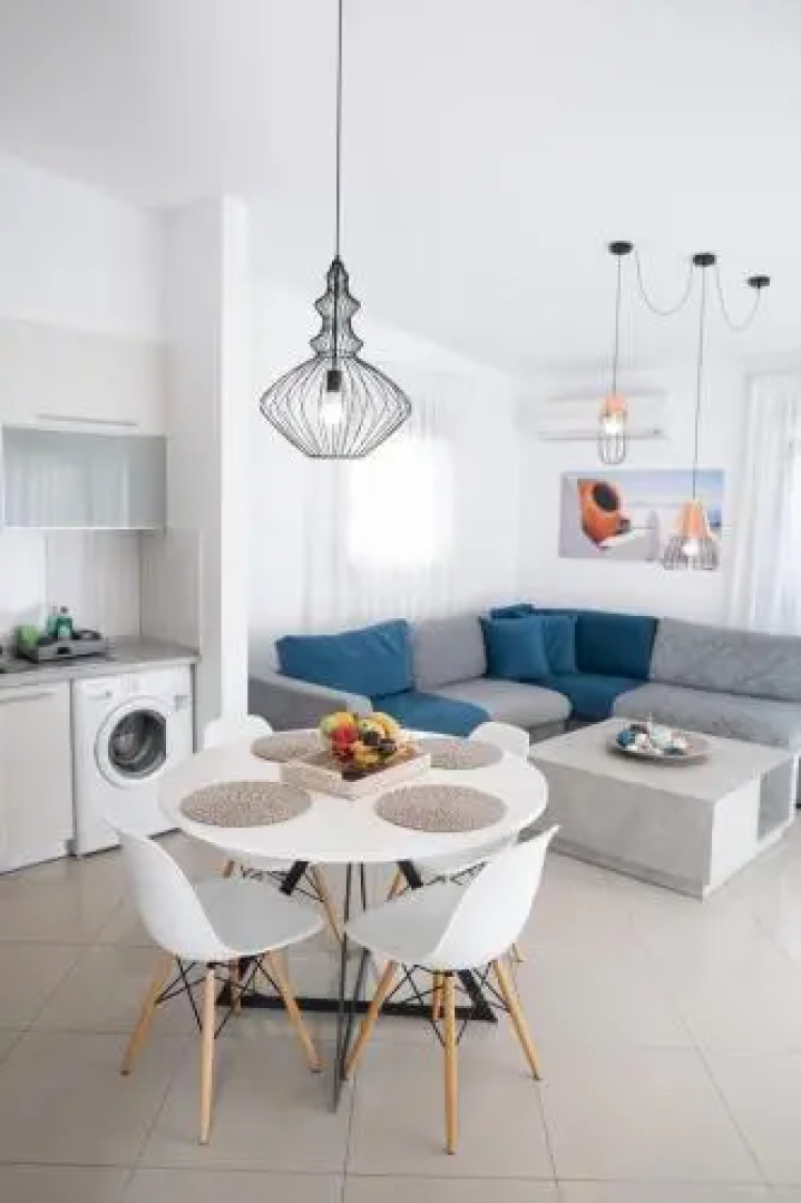 Aelia Apartments