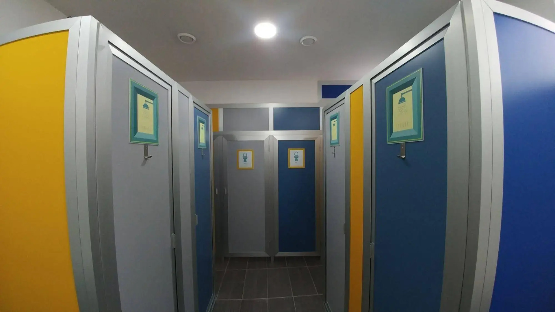 NeapolitanTrips Hostel and Bar