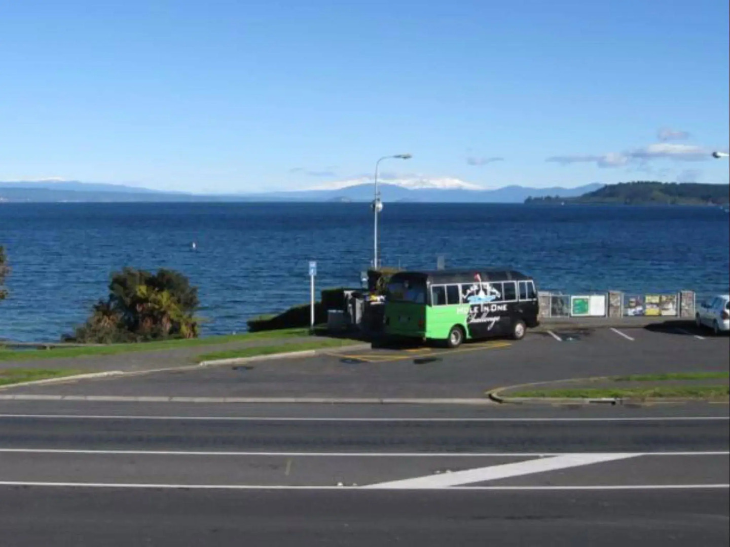 Acacia Lake View Motel