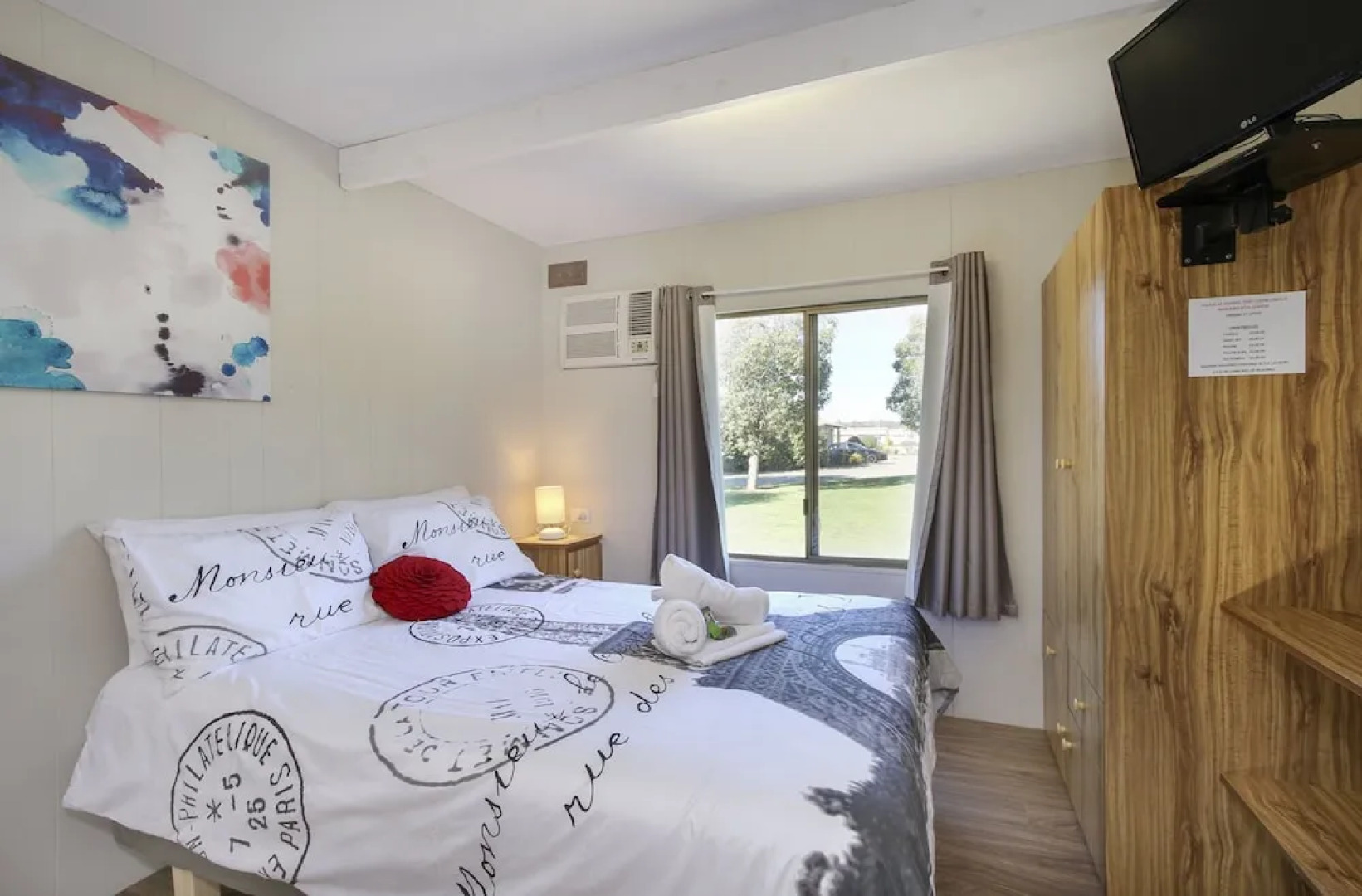 Serpentine Falls Park Home & Tourist Village