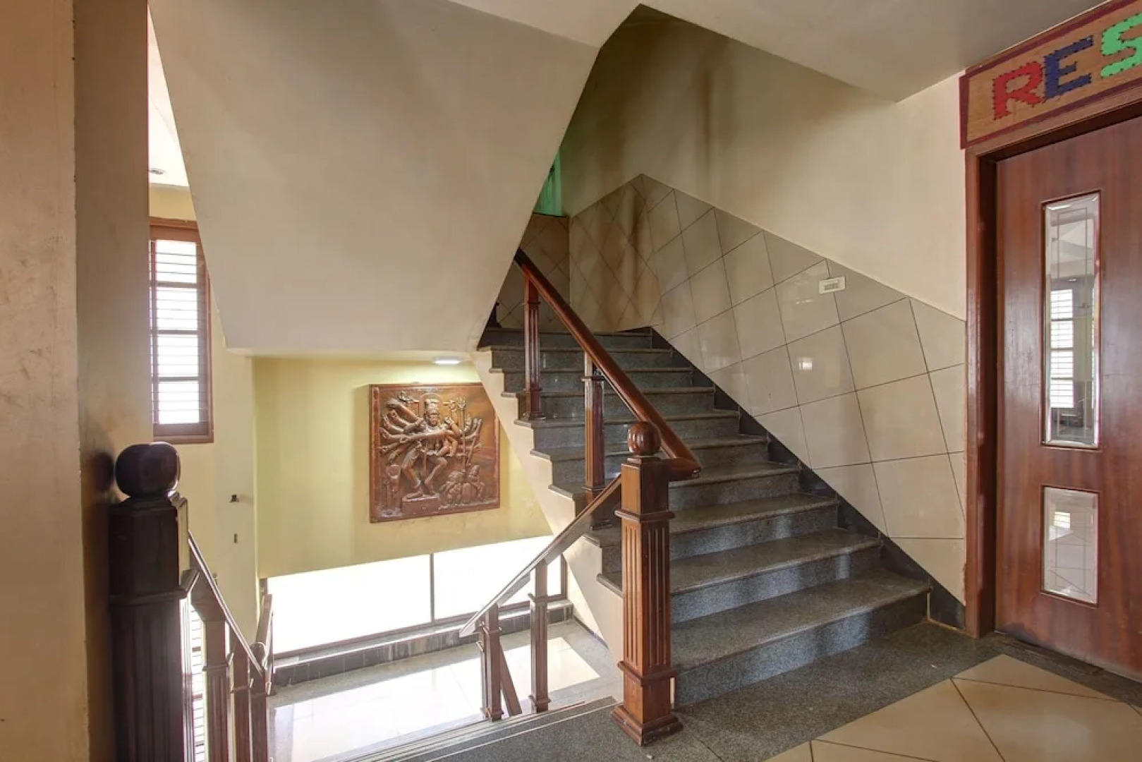 SPOT ON 40409 Hotel Rajsangam International