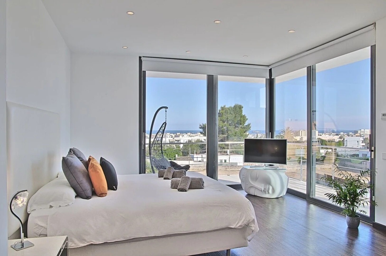 Villa in Ibiza With Sea Views 1023