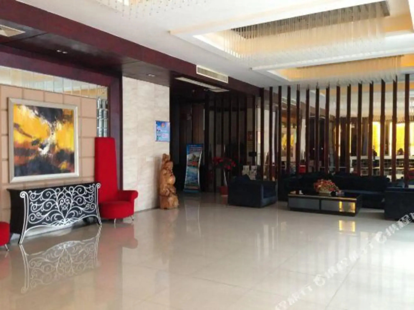 Yufeng Business Hotel