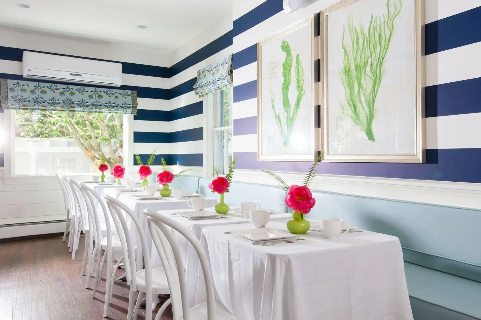 76 Main Ink Press Hotel