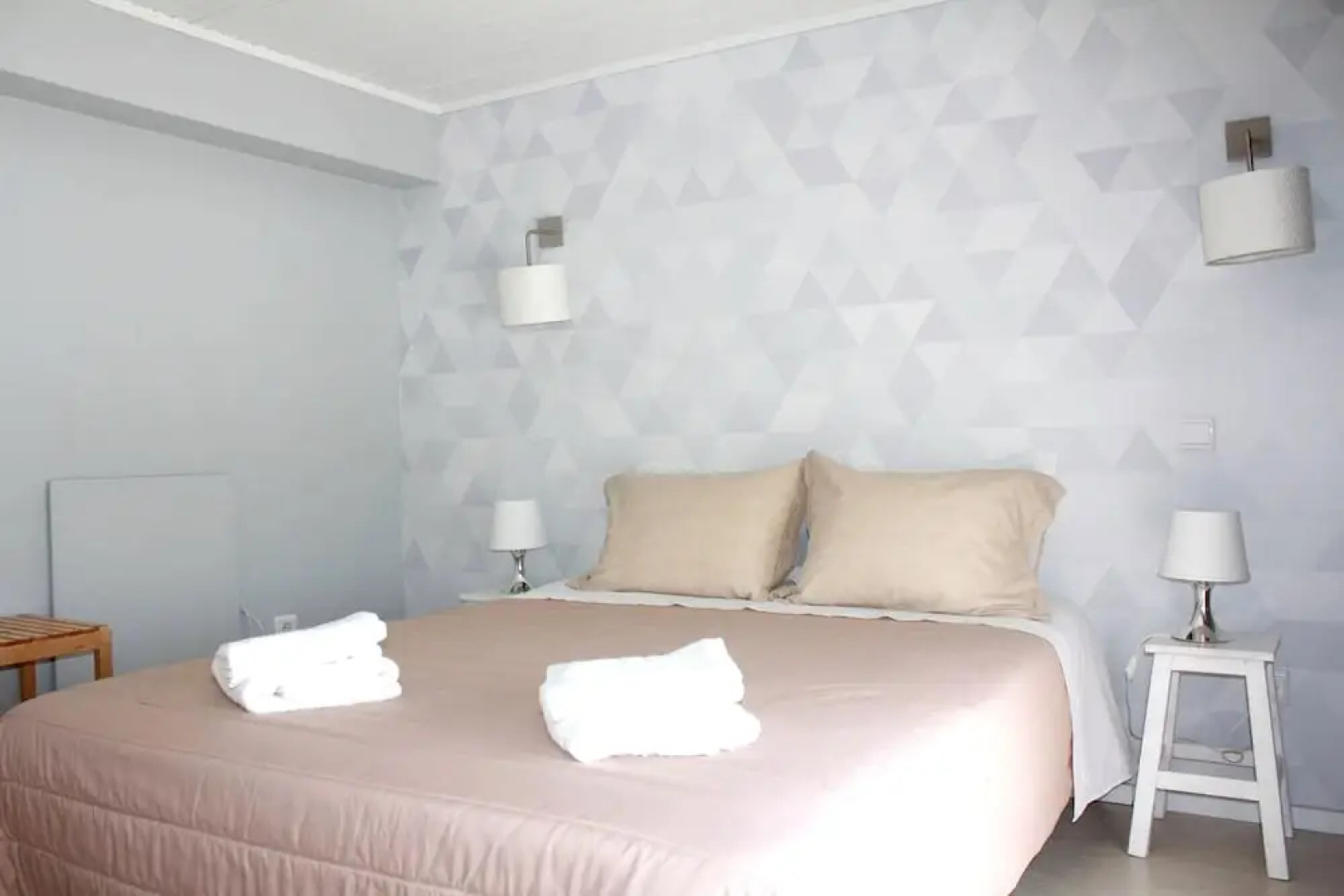 House With 2 Bedrooms In Requiao, With Pool Access, Enclosed Garden And Wifi