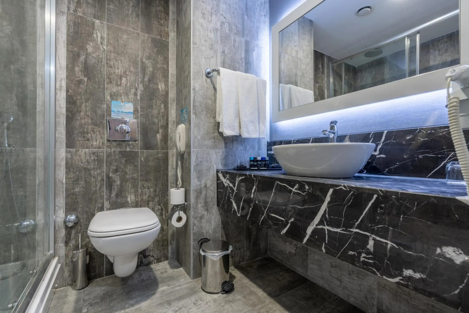 Saturn Palace Resort 